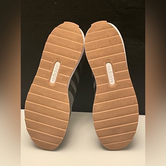 ADIDAS RETRO RUN DARK GRAY SNEAKERS, 3 SIDE STRIPES PINK ACCENTS, WOMEN’S SIZE 8 - Picture 6 of 12